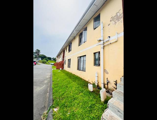 3 BEDROOM HOUSE FOR SALE IN WOODLANDS